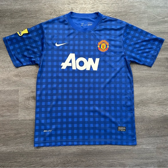 Nike Manchester United Jersey - Picture 2 of 9